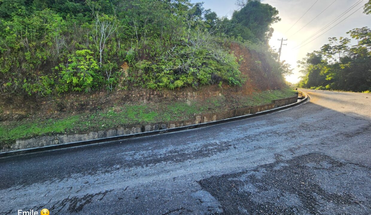 WhatsApp Image 2025-09-13 at 11.57.05 AM (2)