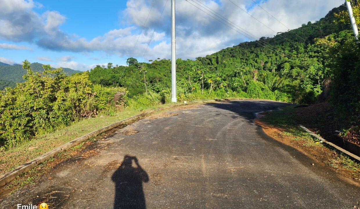 WhatsApp Image 2025-09-13 at 11.57.06 AM (2)