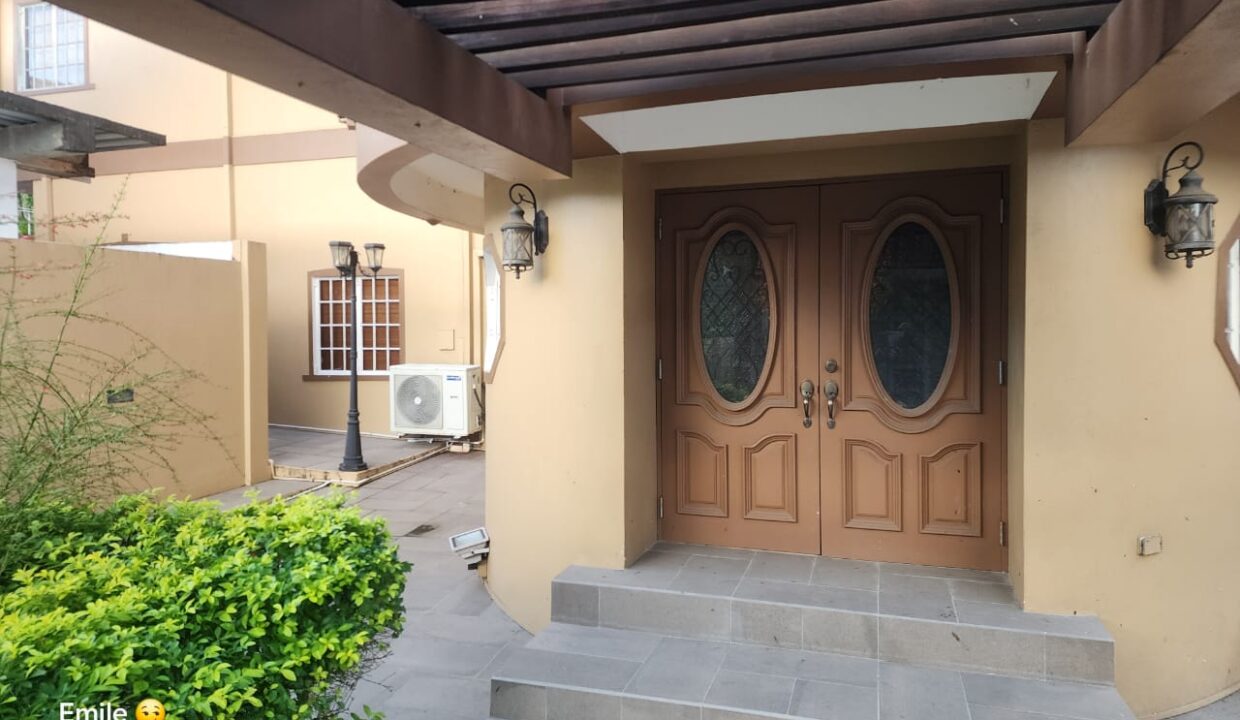 WhatsApp Image 2025-09-13 at 2.25.06 PM (2)