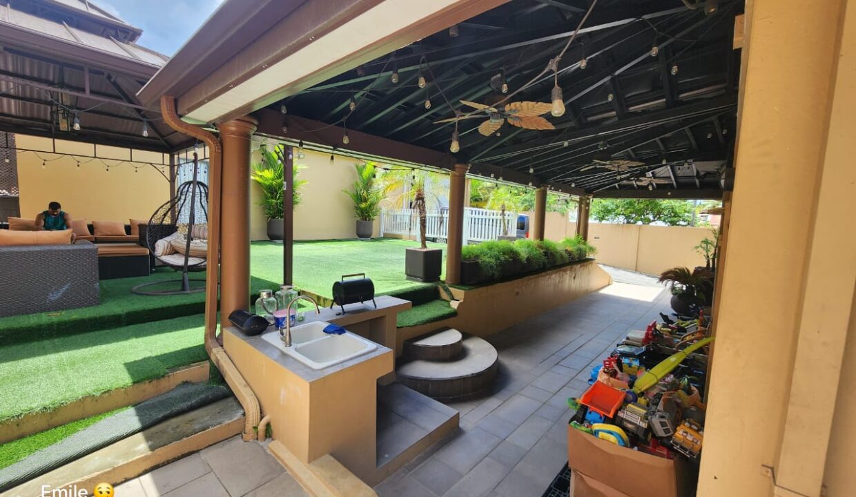 WhatsApp Image 2025-09-13 at 2.25.07 PM (1)