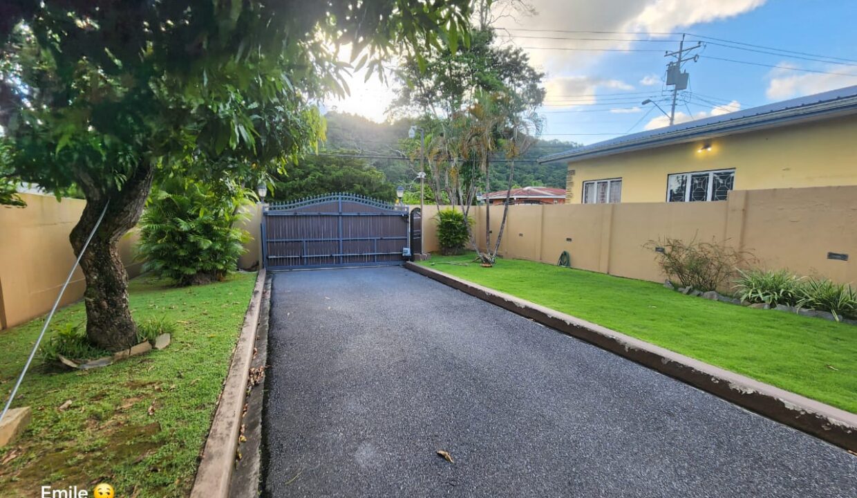 WhatsApp Image 2025-09-13 at 2.25.08 PM (1)