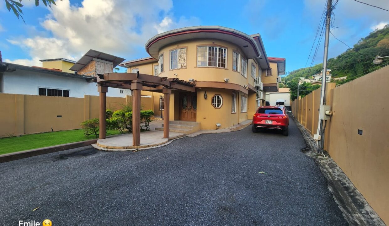 WhatsApp Image 2025-09-13 at 2.25.12 PM