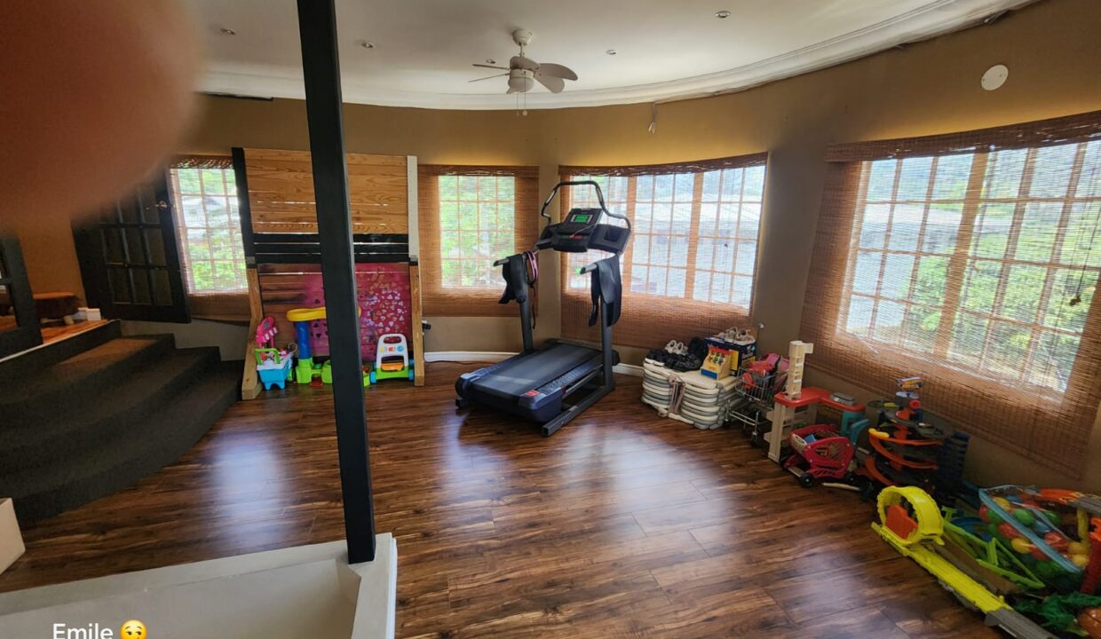 WhatsApp Image 2025-09-13 at 2.25.12 PM (2)