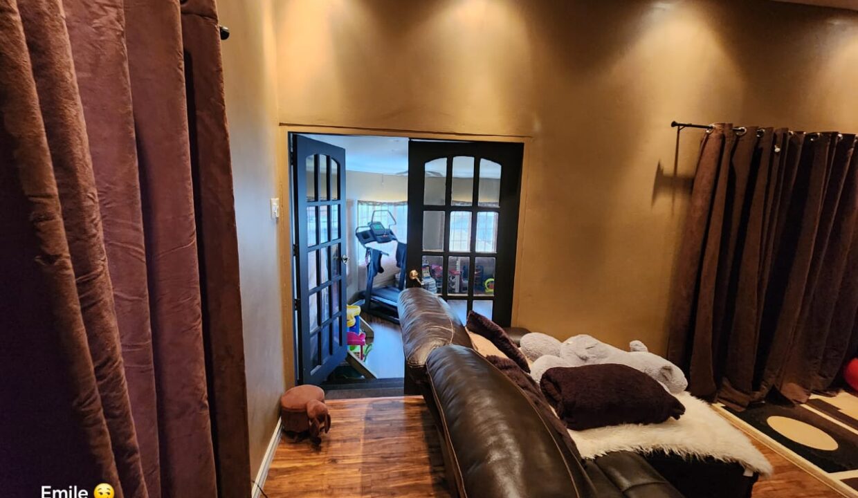 WhatsApp Image 2025-09-13 at 2.25.12 PM (3)