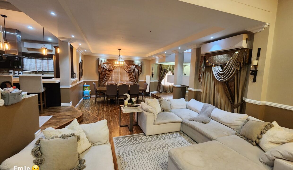 WhatsApp Image 2025-09-13 at 2.25.18 PM (2)