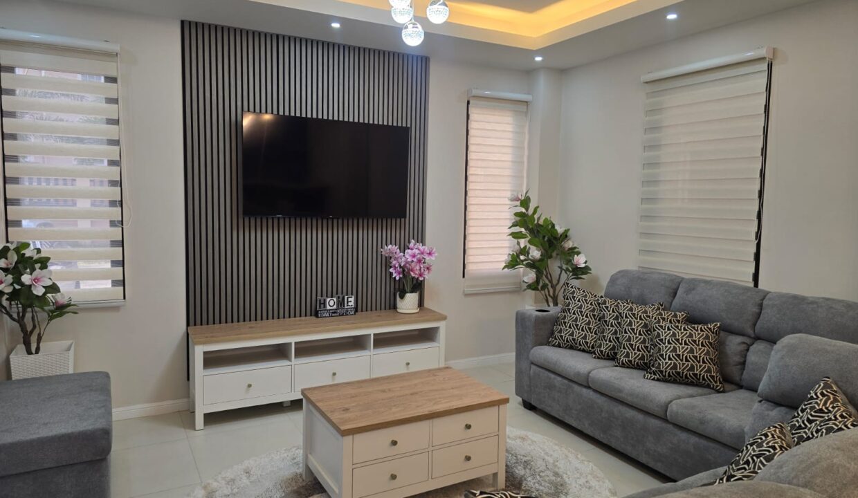 WhatsApp Image 2025-09-14 at 9.55.55 PM (4)