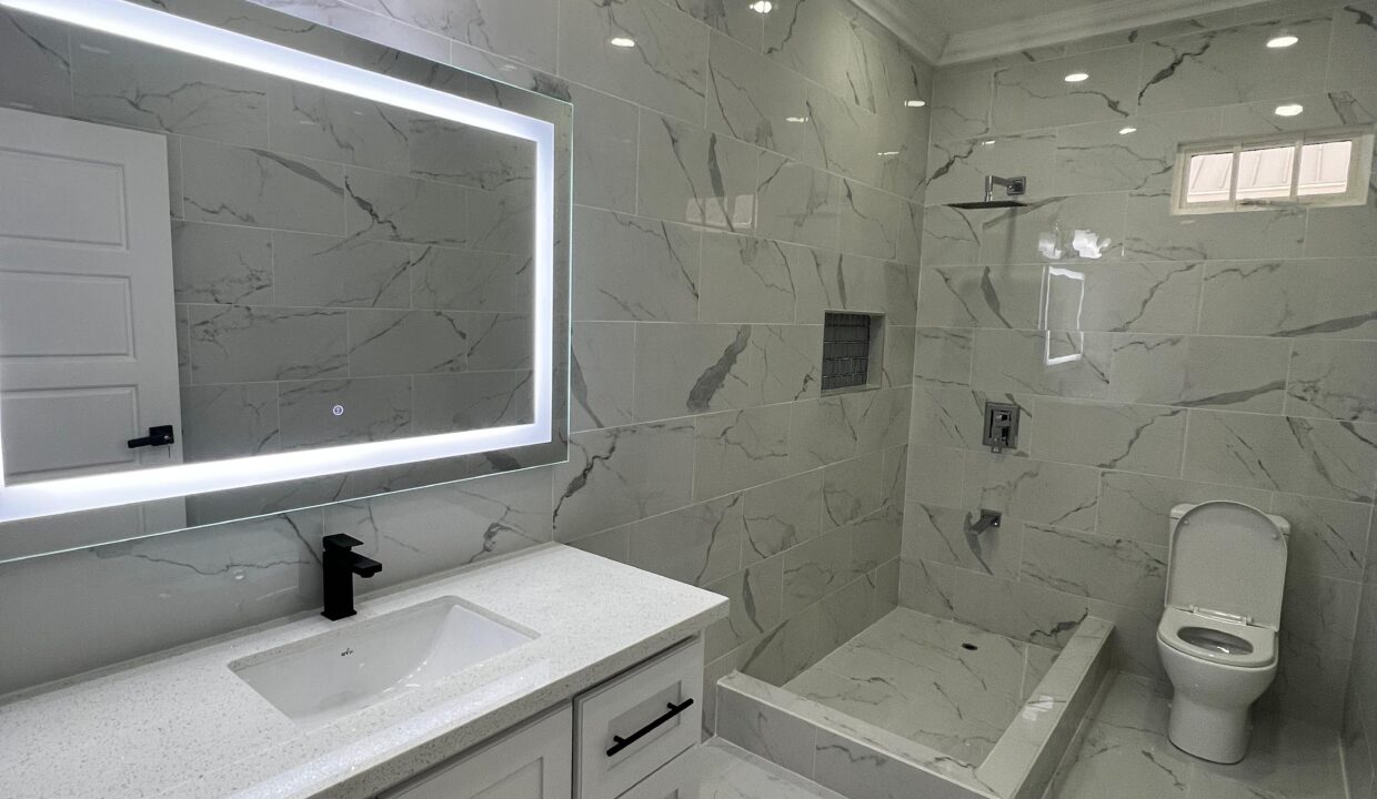 WhatsApp Image 2025-09-15 at 5.16.32 PM