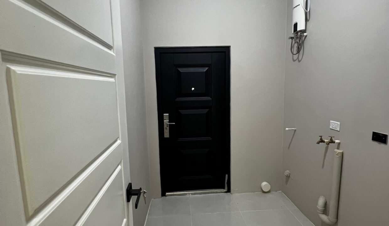 WhatsApp Image 2025-09-15 at 5.16.34 PM