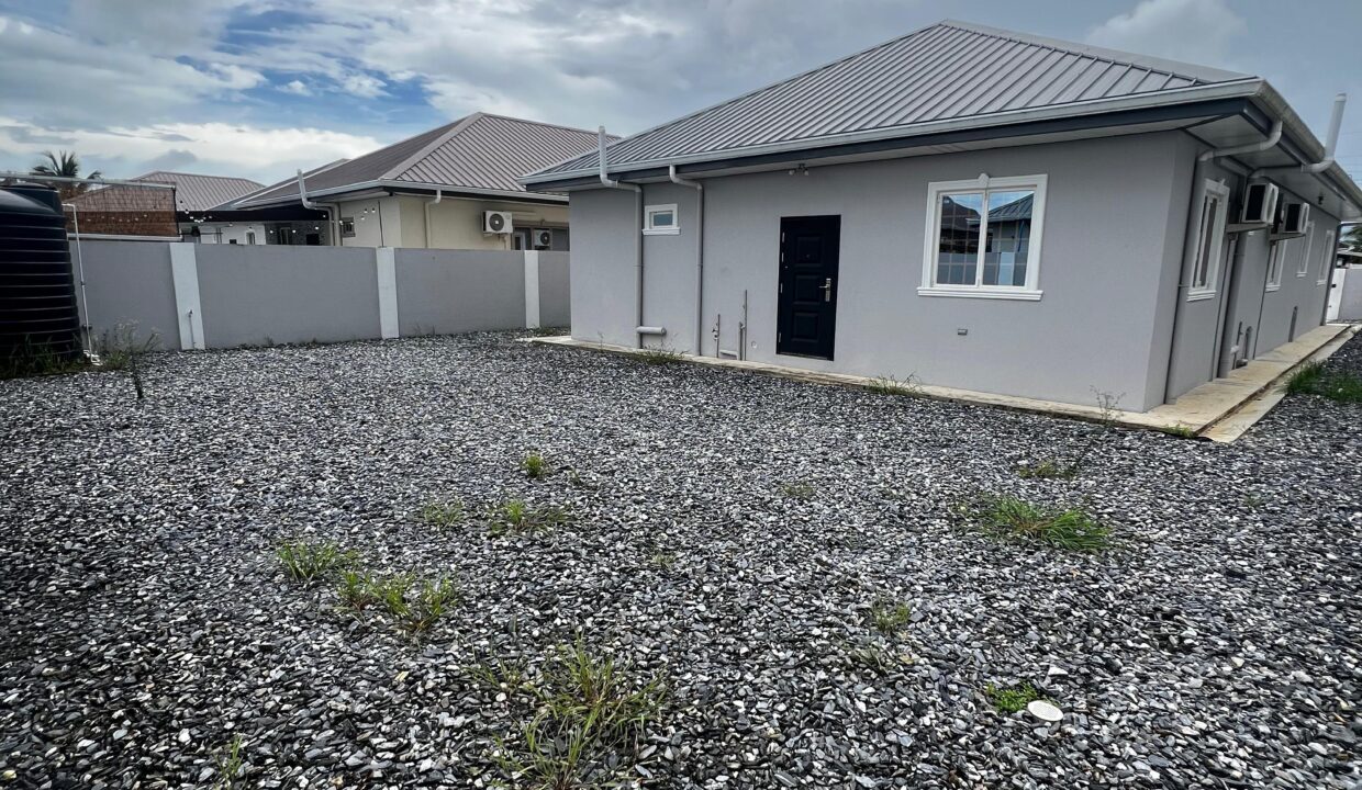 WhatsApp Image 2025-09-15 at 5.16.37 PM (2)