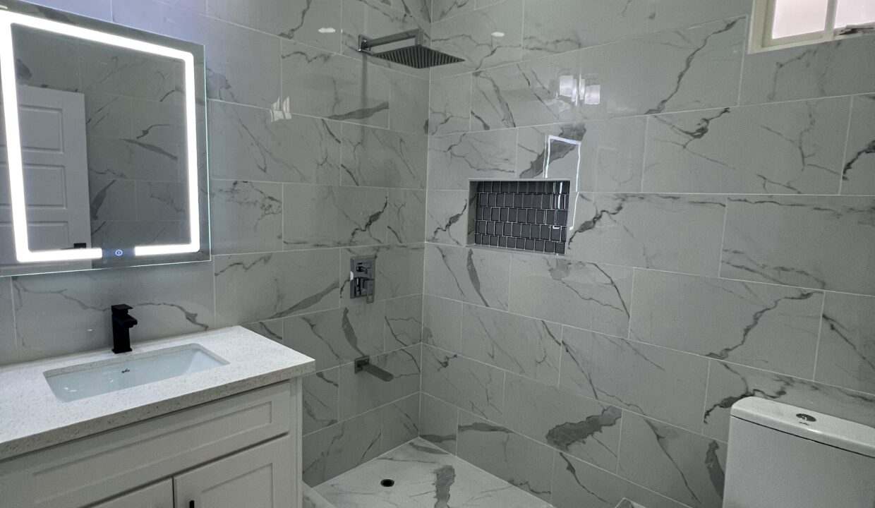 WhatsApp Image 2025-09-15 at 5.16.38 PM