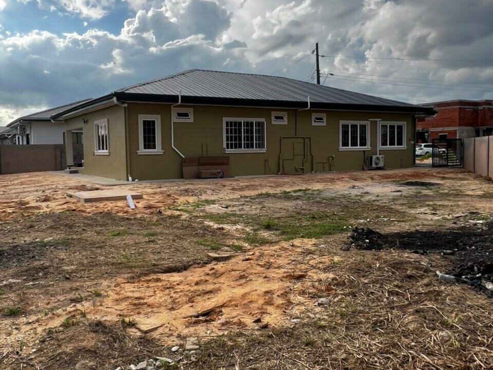 WhatsApp Image 2025-10-06 at 9.07.10 AM (1)