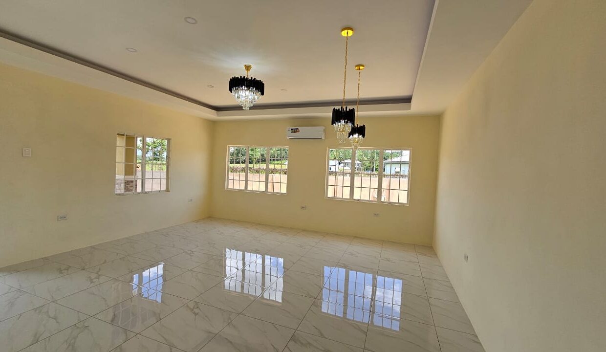 WhatsApp Image 2025-10-19 at 5.29.32 PM