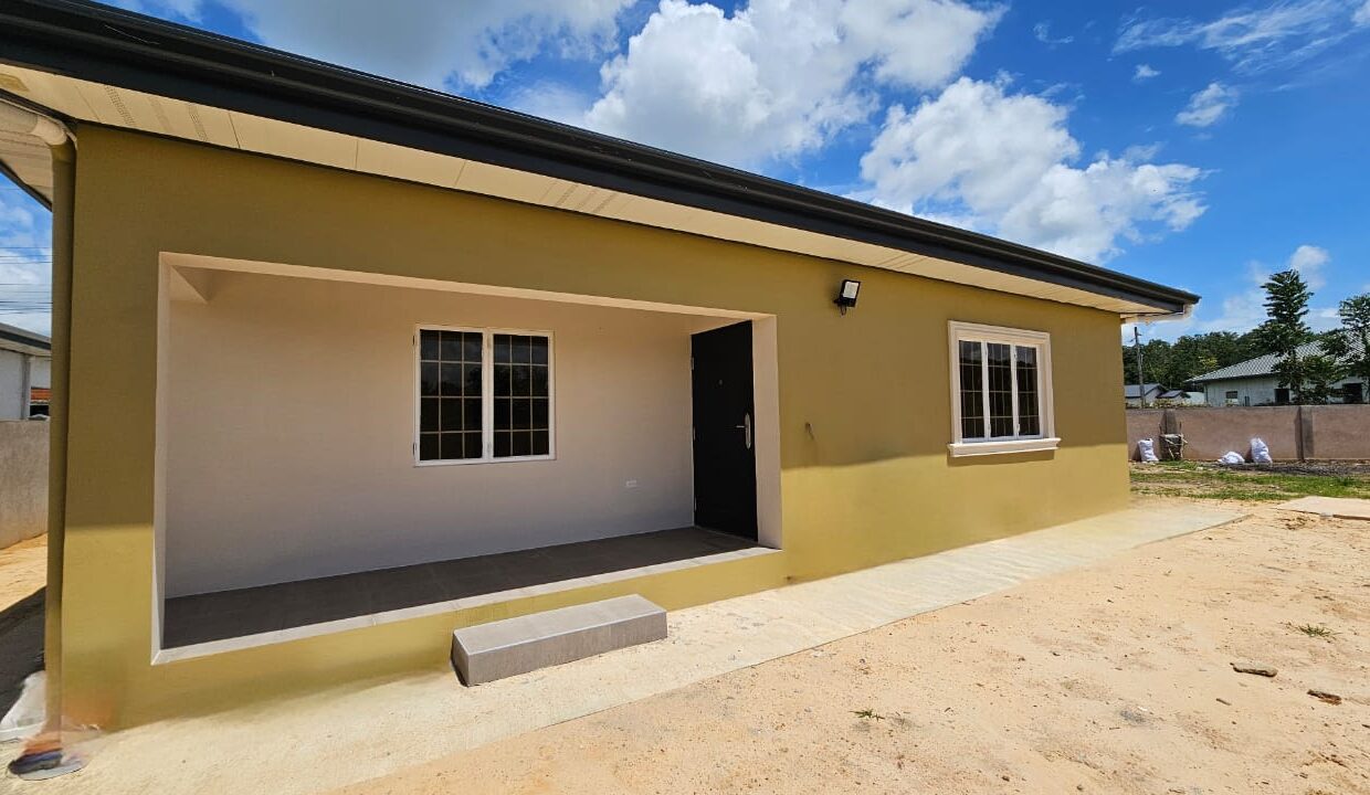 WhatsApp Image 2025-10-19 at 5.29.34 PM (2)