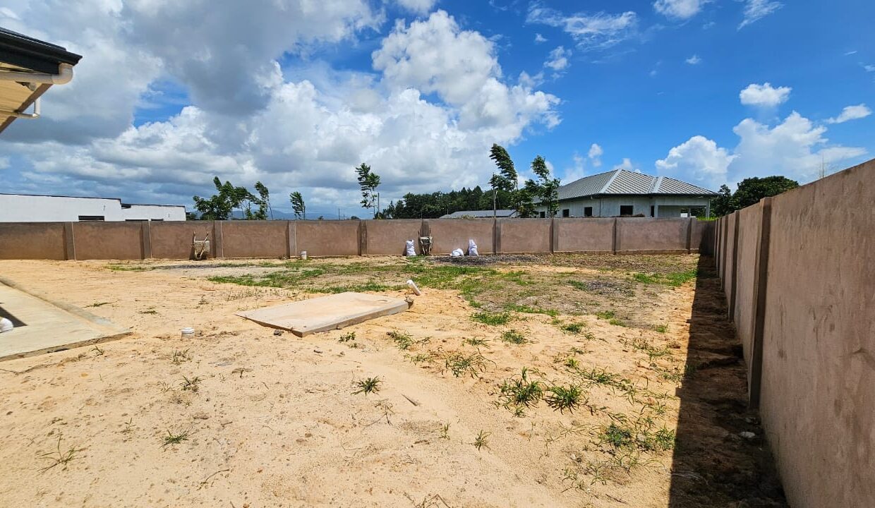 WhatsApp Image 2025-10-19 at 5.29.34 PM (3)