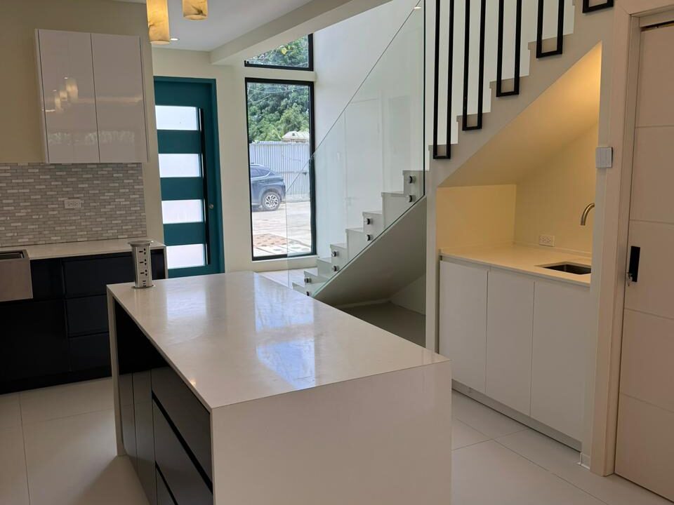 WhatsApp Image 2025-10-21 at 5.41.40 AM (2)