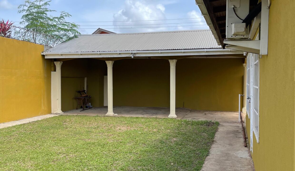 WhatsApp Image 2025-10-24 at 5.44.37 AM