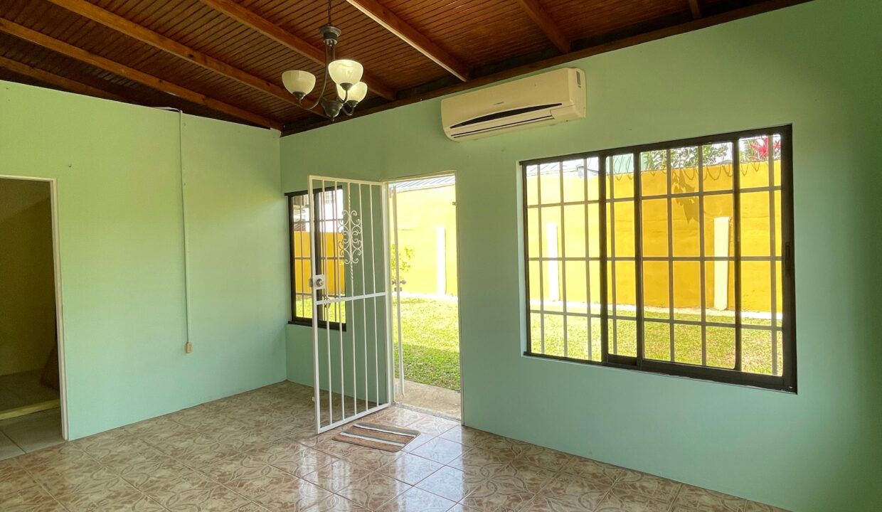 WhatsApp Image 2025-10-24 at 5.44.40 AM