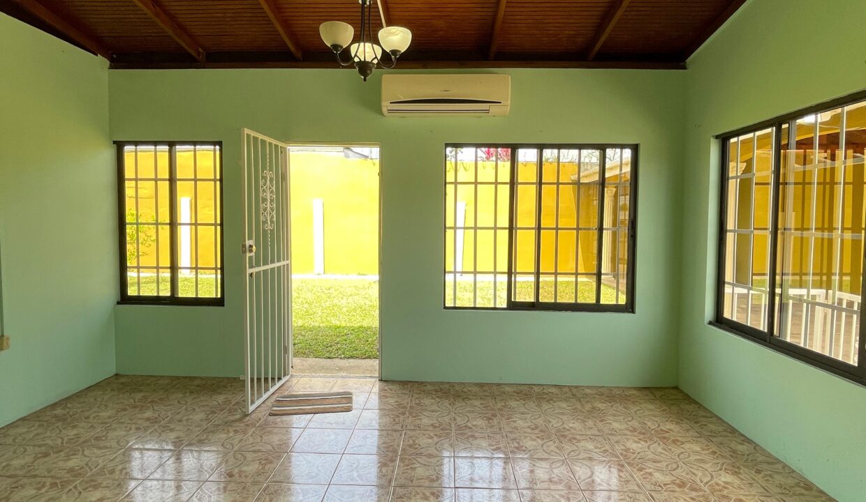 WhatsApp Image 2025-10-24 at 5.44.41 AM