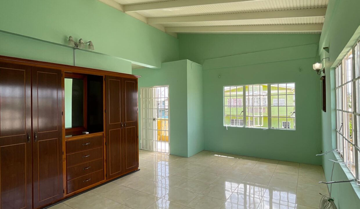 WhatsApp Image 2025-10-24 at 5.44.43 AM