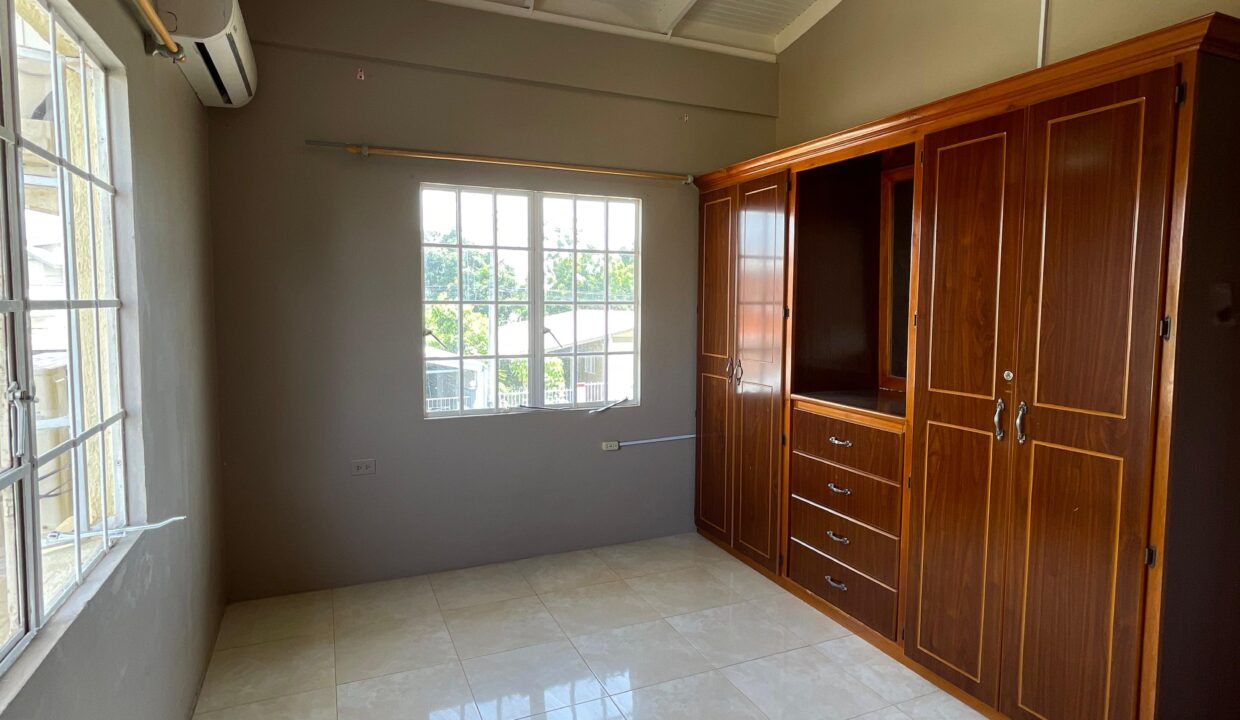 WhatsApp Image 2025-10-24 at 5.44.44 AM (1)